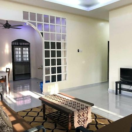 Family Homestay Куала Теренгану Екстериор снимка