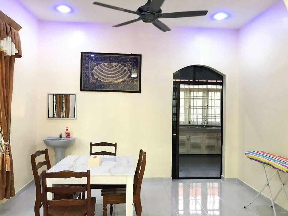 Family Homestay Куала Теренгану Екстериор снимка